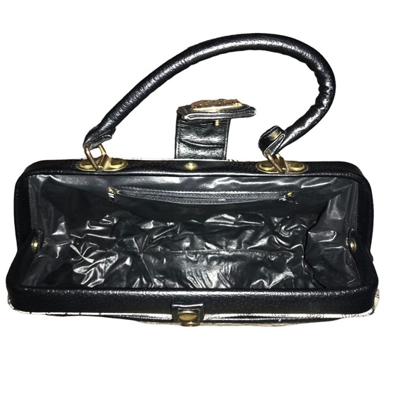 Vintage VR Classic Monogram Classic Bag - Picture 5 of 6